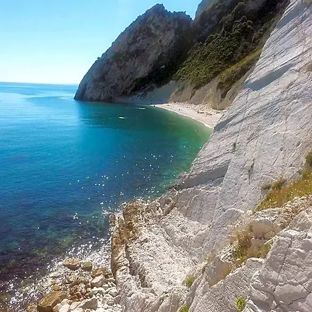 Vivere Il Mare 3*