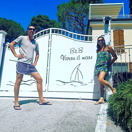 Vivere Il Mare Alojamento de Acomodação e Pequeno-almoço Numana