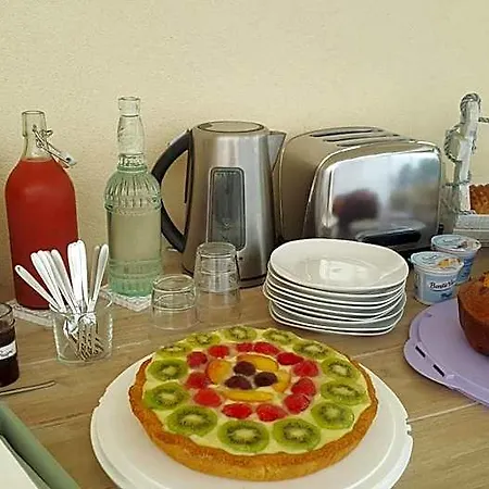 Alojamento de Acomodação e Pequeno-almoço Vivere Il Mare