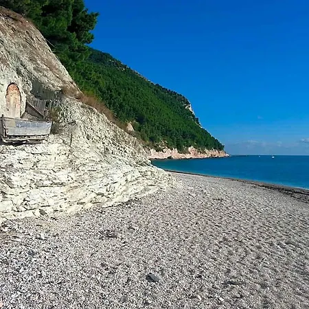 Vivere Il Mare Отель типа 
